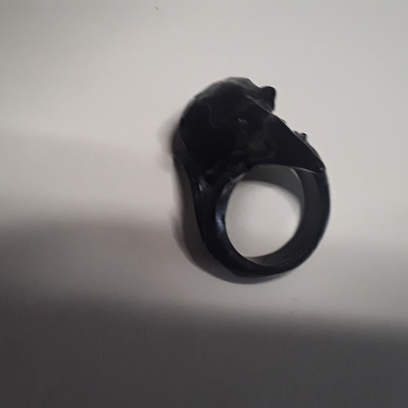 ONE OF A KIND handmade marble black crow skull ring size 10 - Picture 6 of 10